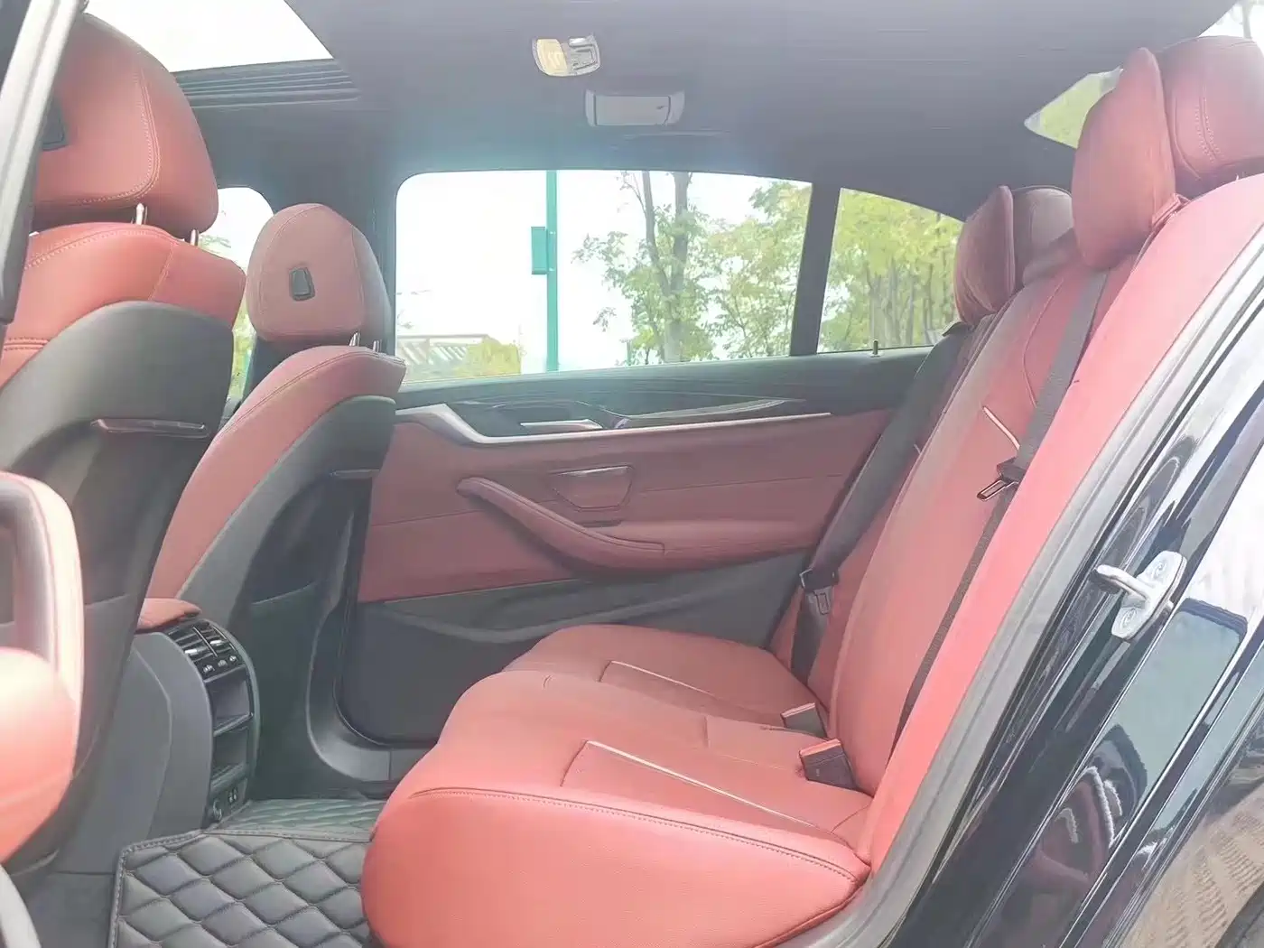 BMW 5 Series 2022 525Li M Sport Package фото 6