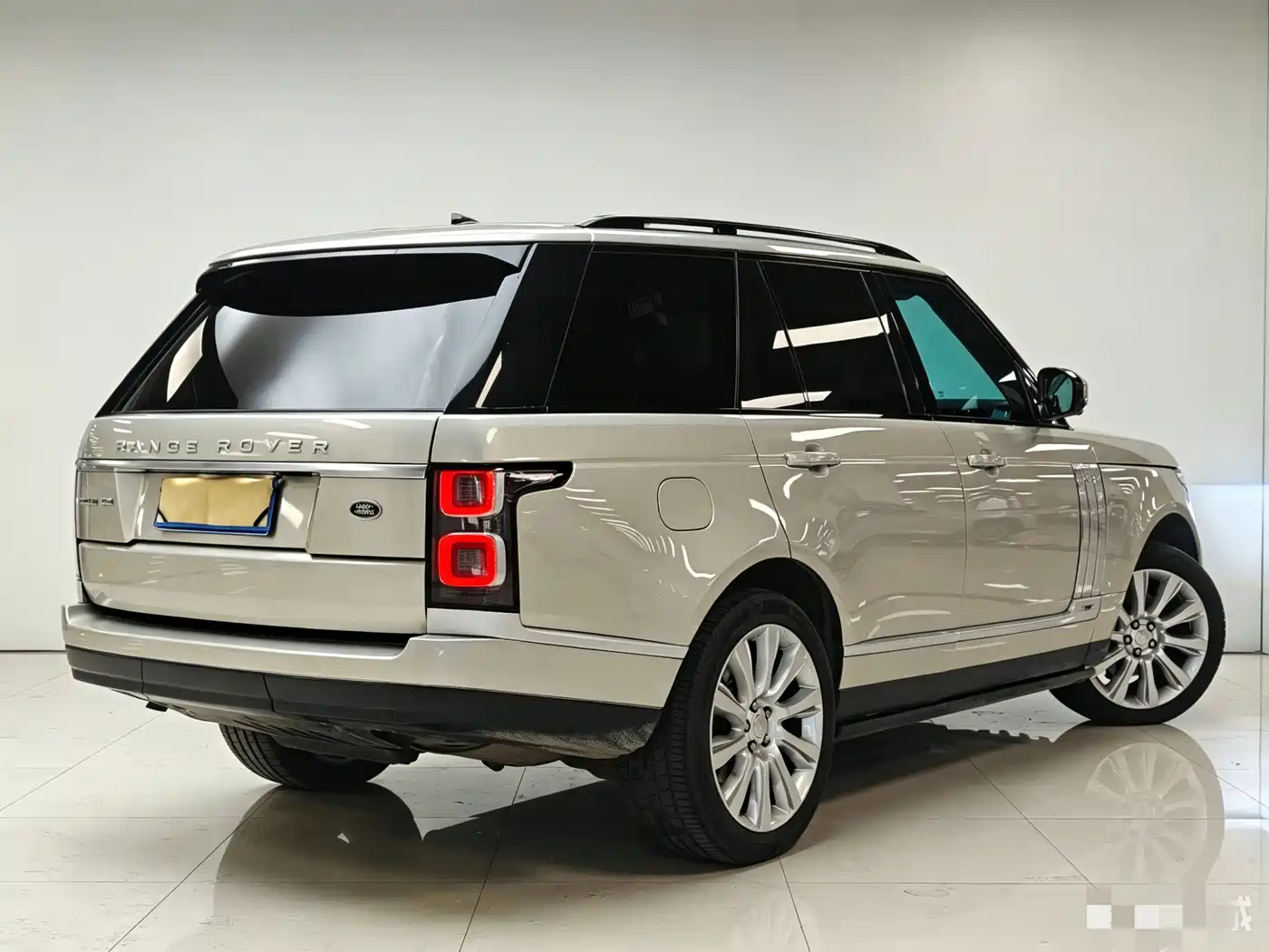 Land Rover Range Rover 2014 3.0 SC V6 Vogue фото 18