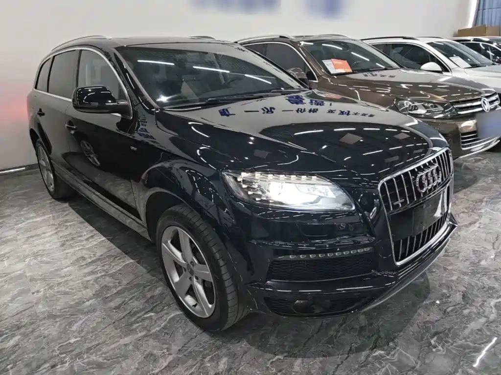 Фото 4 - Audi Q7