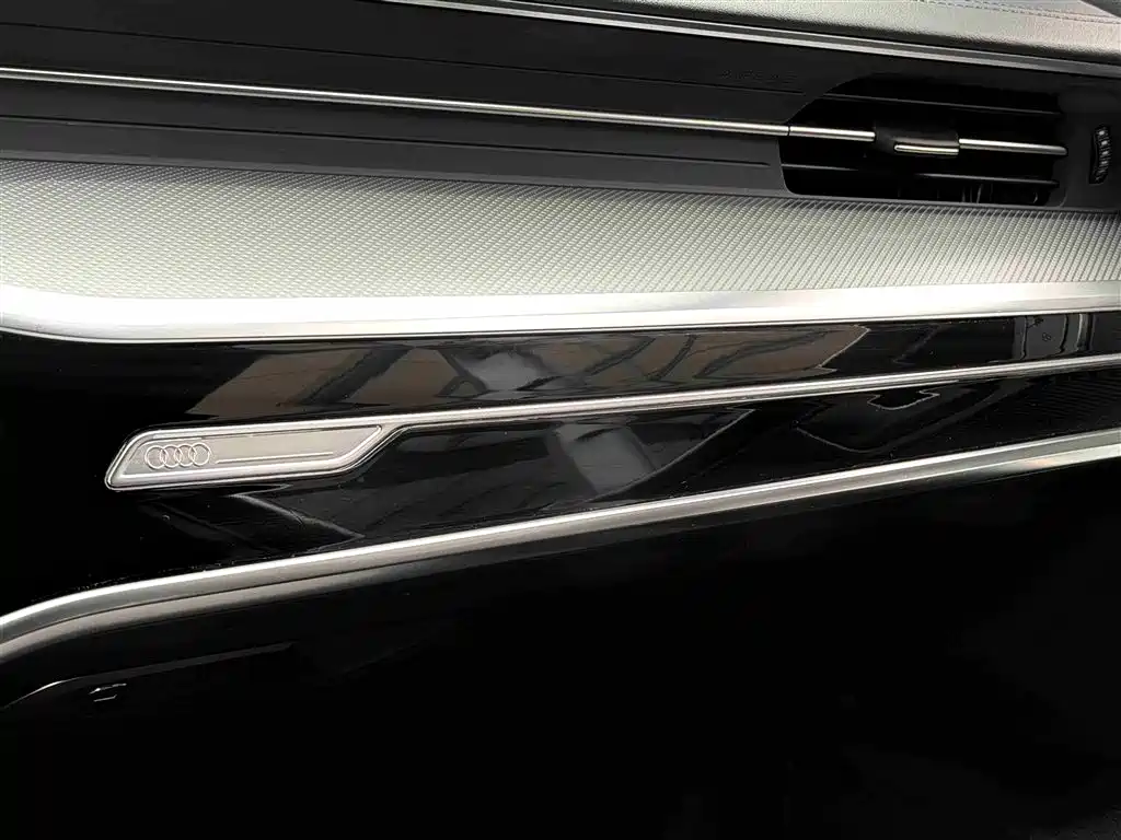 Audi A6L 2023 40 TFSI Luxury Dynamic фото 10