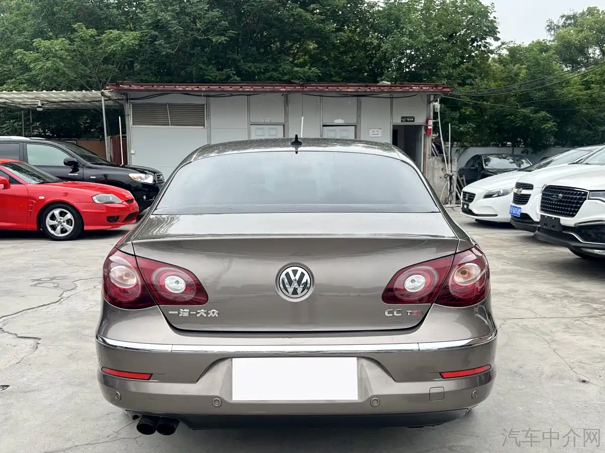 Volkswagen FAW-Volkswagen CC 2011 1.8TSI Premium фото 11