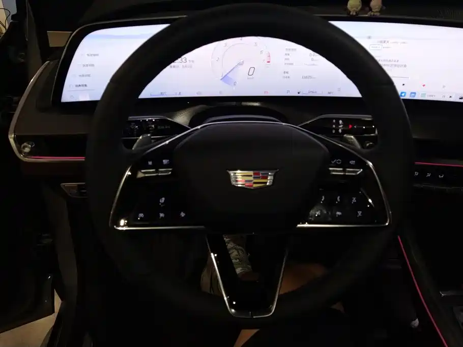 Cadillac XT5 2025 2025 Model 2.0T Platinum