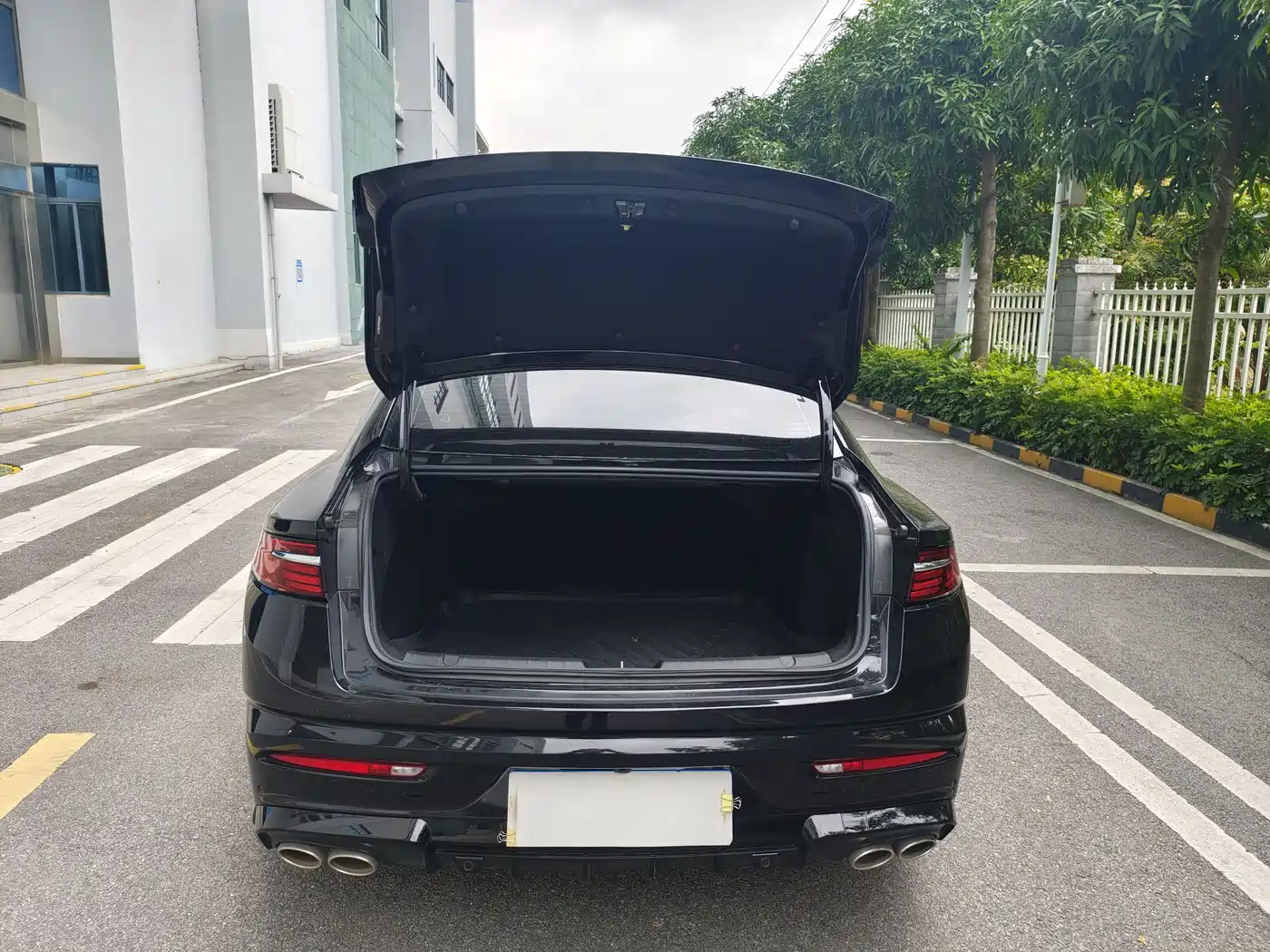 GEELY AUTOMOBILE XINGRUI