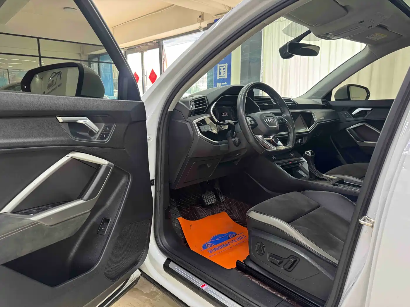 Audi Q3 2022 35 TFSI Fashion Dynamic фото 7