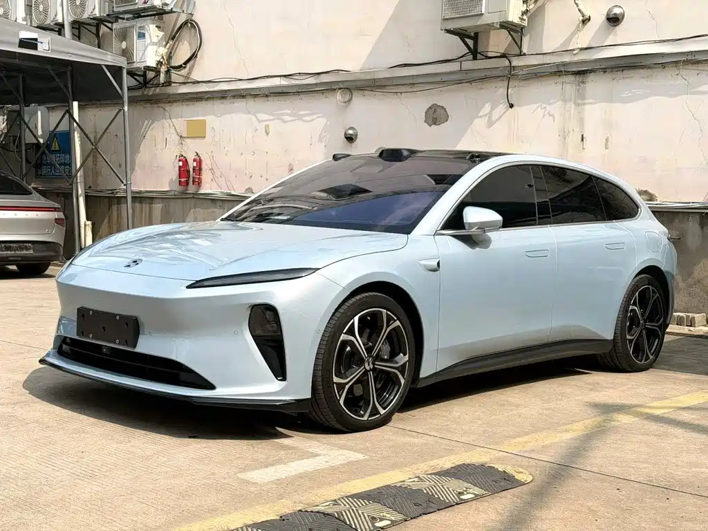 NIO NIO ET5T 2024 75kWh Touring