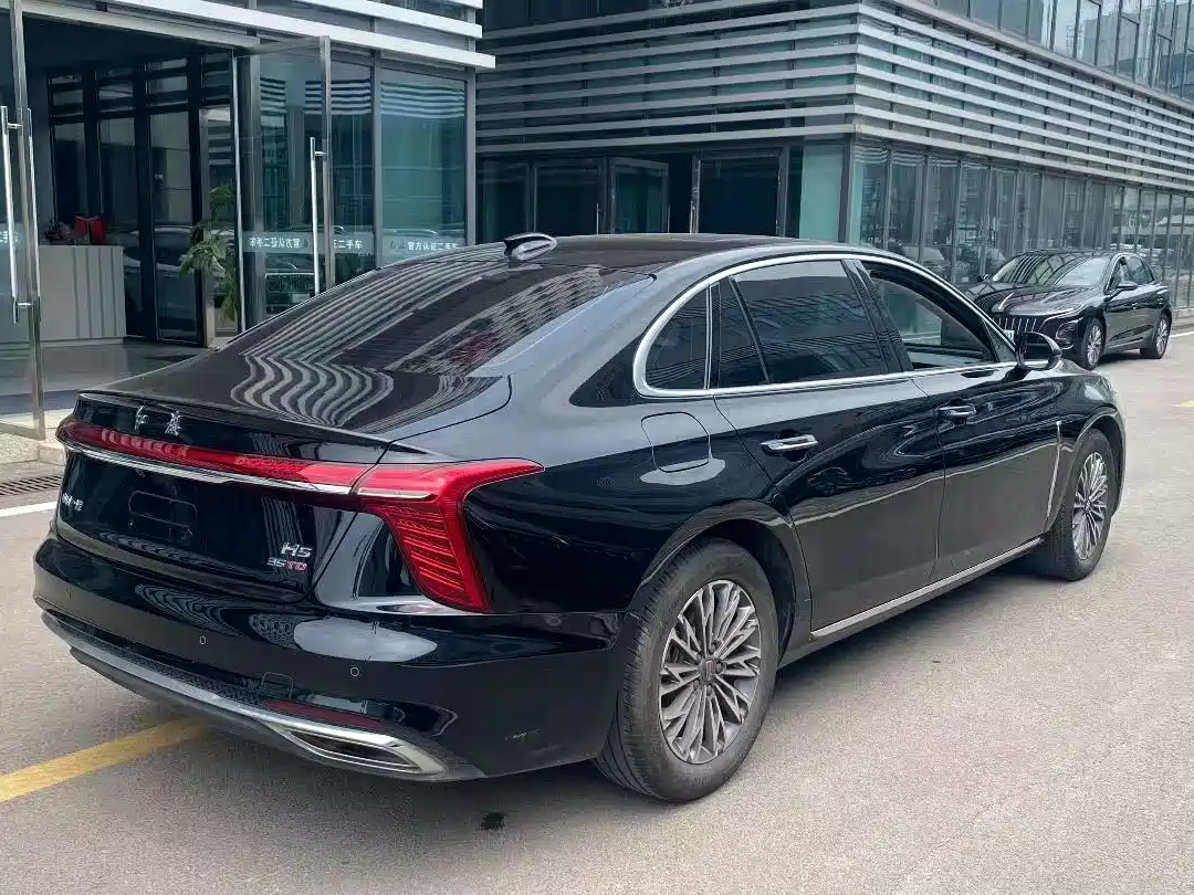 Hongqi H5 2023 1.5T DCT Smart Connect Flag Rhythm фото 6