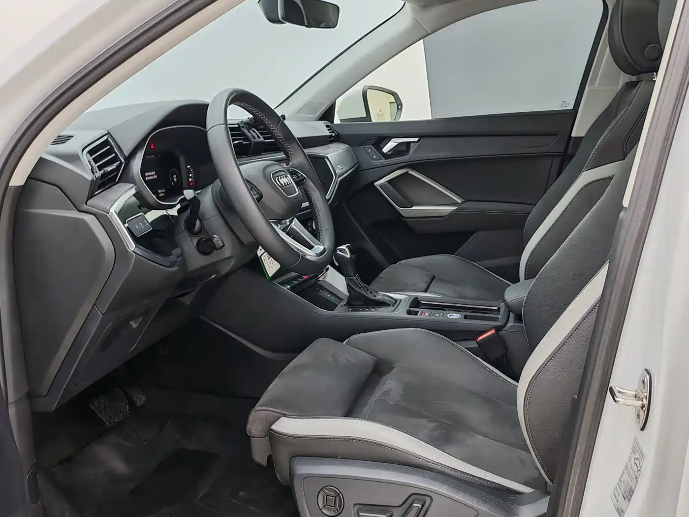 Audi Q3 2022 35 TFSI Progressive Dynamic фото 7