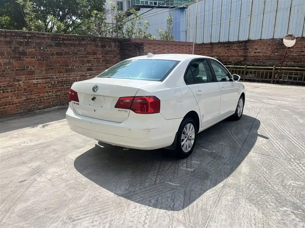 Volkswagen Jetta 2015 Value Edition 1.6L Automatic Fashion фото 6