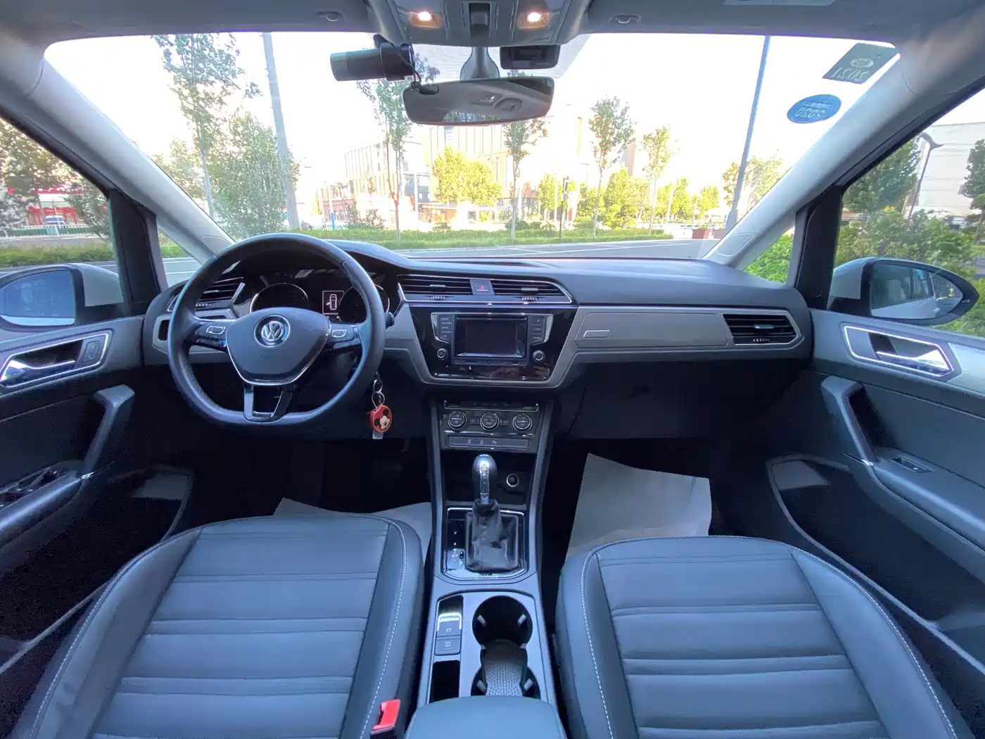 Volkswagen Touran 2017 2016 Touran L 280TSI DSG Elegance