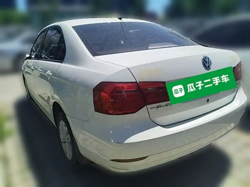 Volkswagen Jetta 2015 1.6L Manual Trend фото 9
