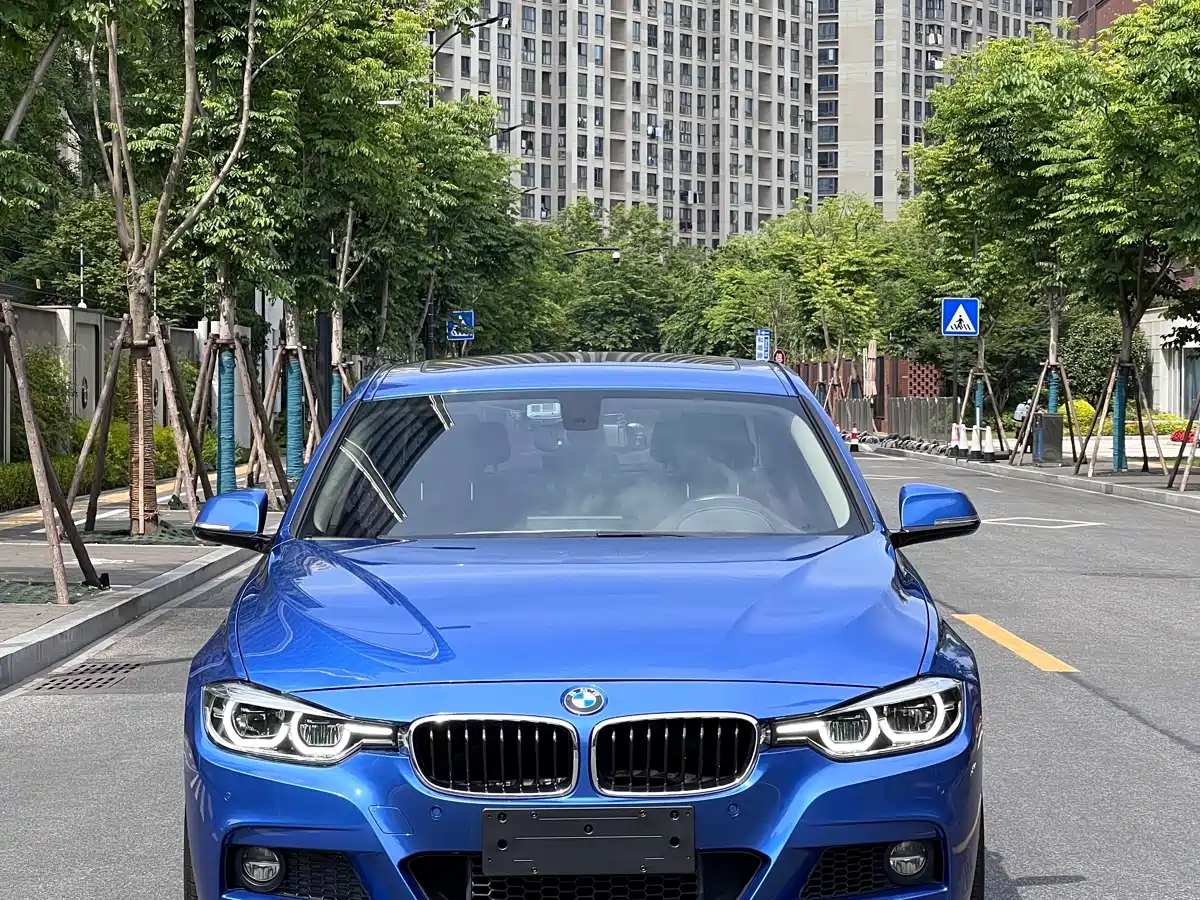 BMW 1 Series 2020 Model 125i Leading M Sport Package фото 2