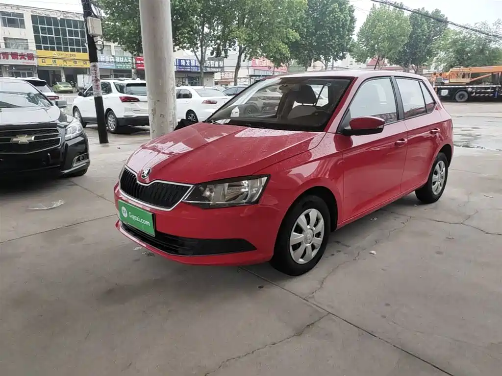 Škoda Fabia 2015 1.4L Manual Advance Edition