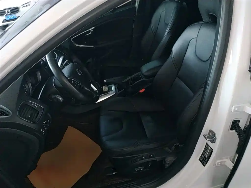 Volvo V40 2019 2019 T3 Inscription