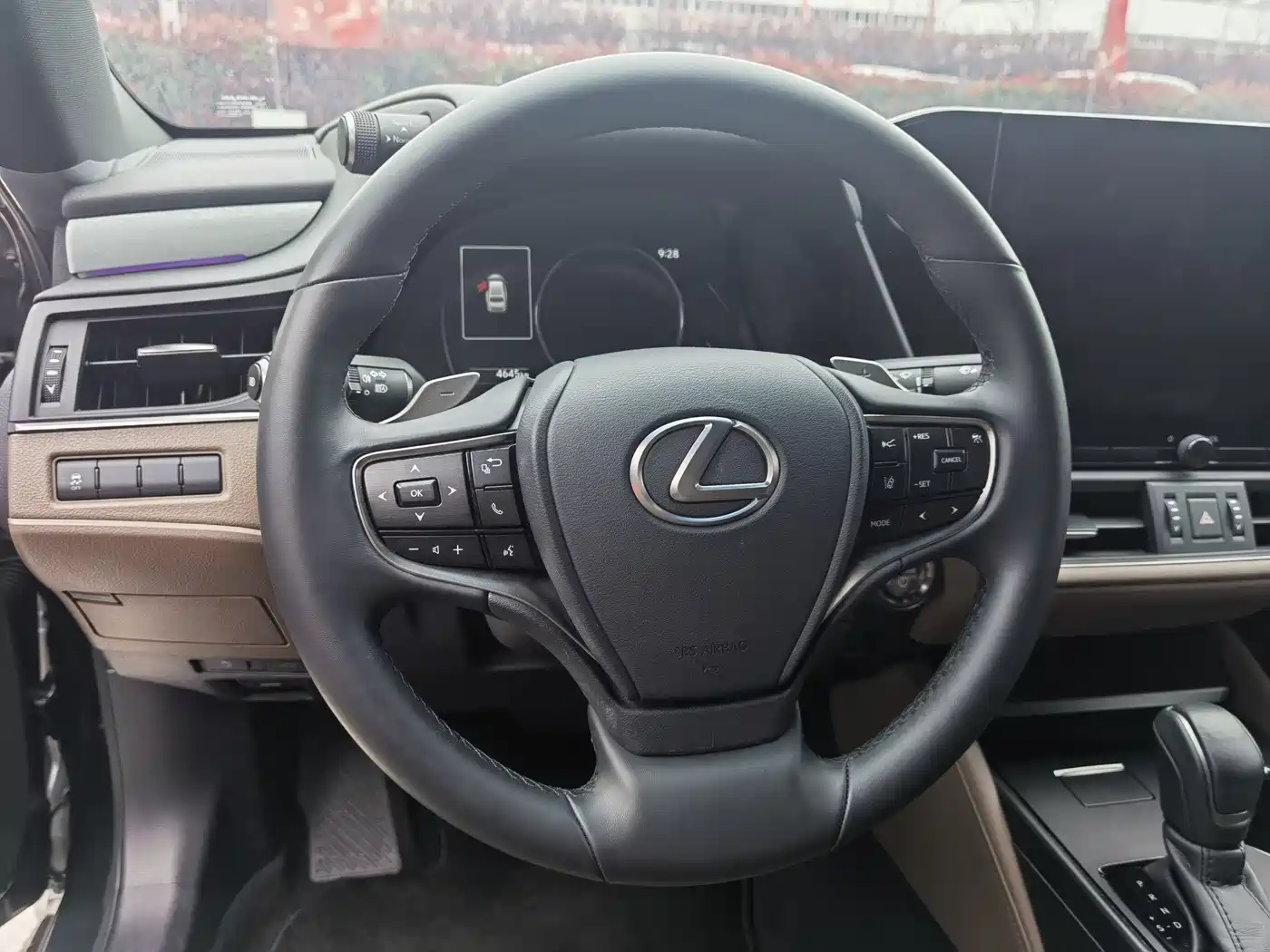 Lexus ES 2025 300h Ultimate Edition фото 10