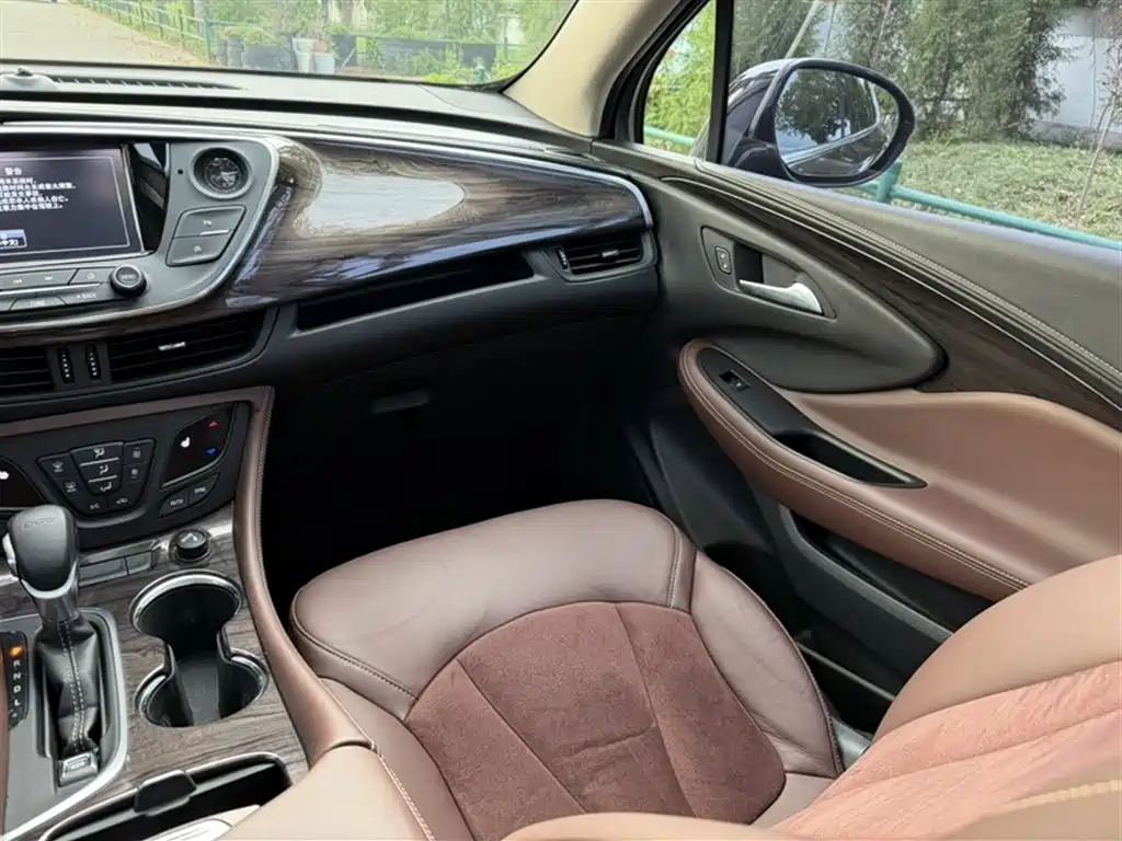 Buick Envision Plus 2017 20T FWD Elite фото 4