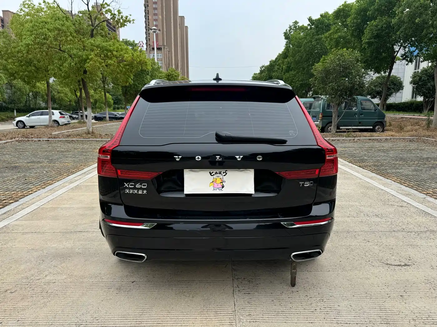 VOLVO XC60