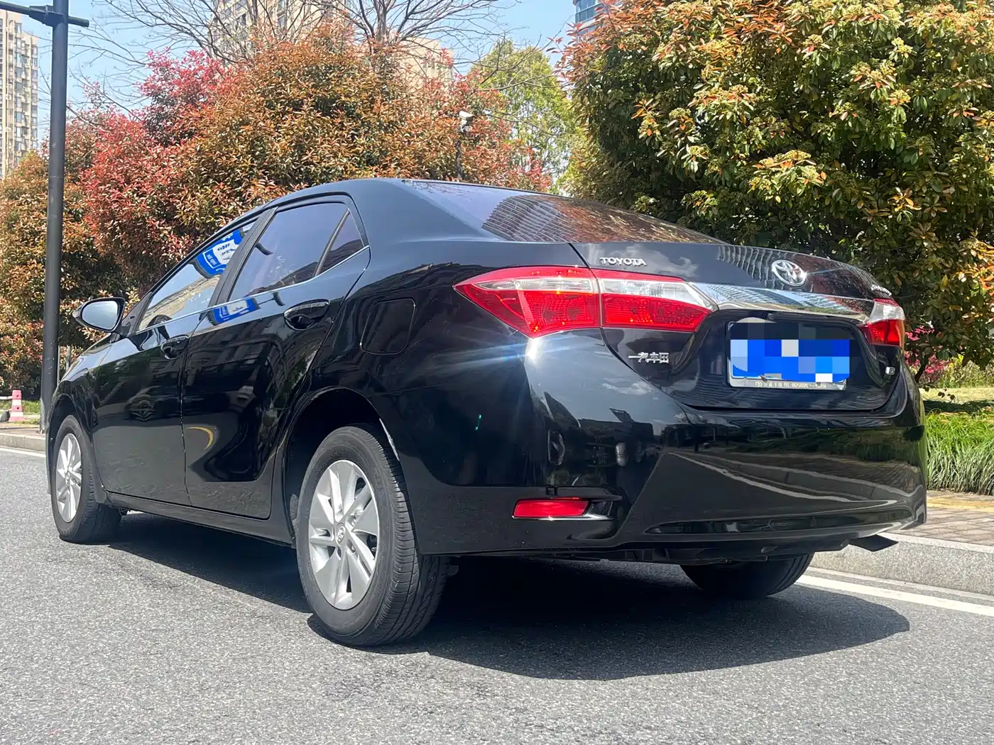 Toyota Corolla 2014 1.6L CVT GL фото 5