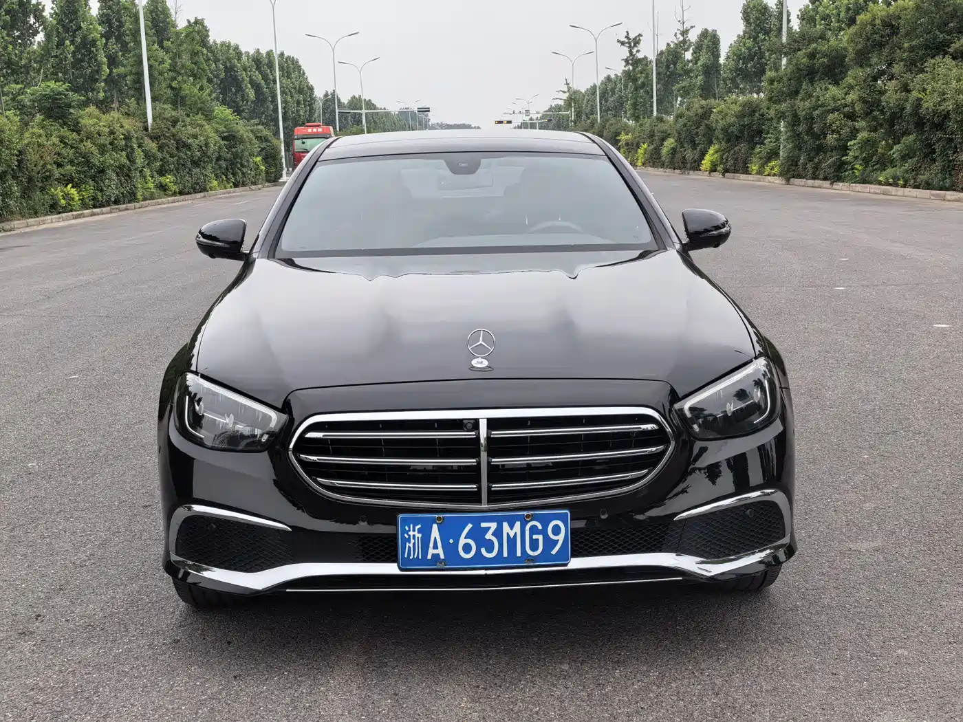 Mercedes-Benz E-Class 2022 Facelift E 300 L Sport Fashion Style фото 3