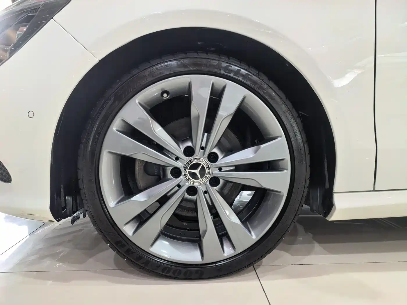 Mercedes-Benz CLA (Import) 2018 CLA 200 Dynamic Edition фото 4