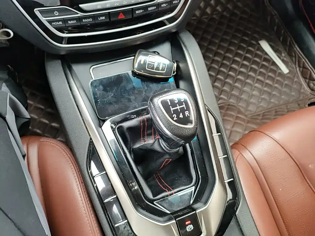 BAIC Senova D50 2018 2018 1.5L Manual Premium Smart Drive Edition