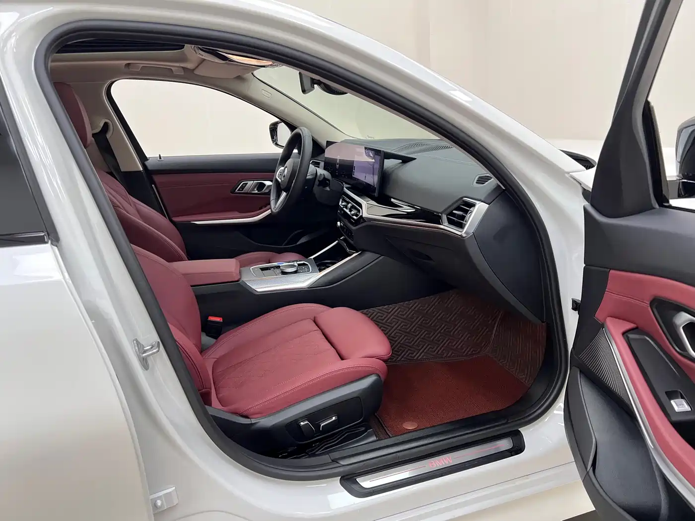 BMW i3 2024 eDrive 40 L Night Sport Package фото 34