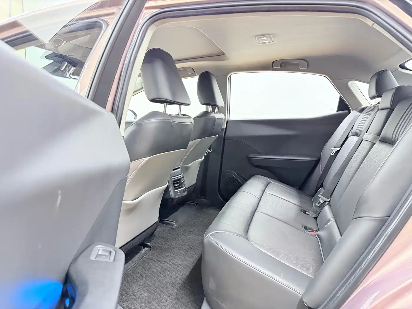 Toyota bZ3 2023 616km Long Range Premium фото 18