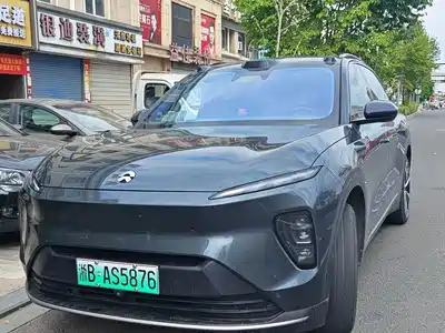 NIO ES8