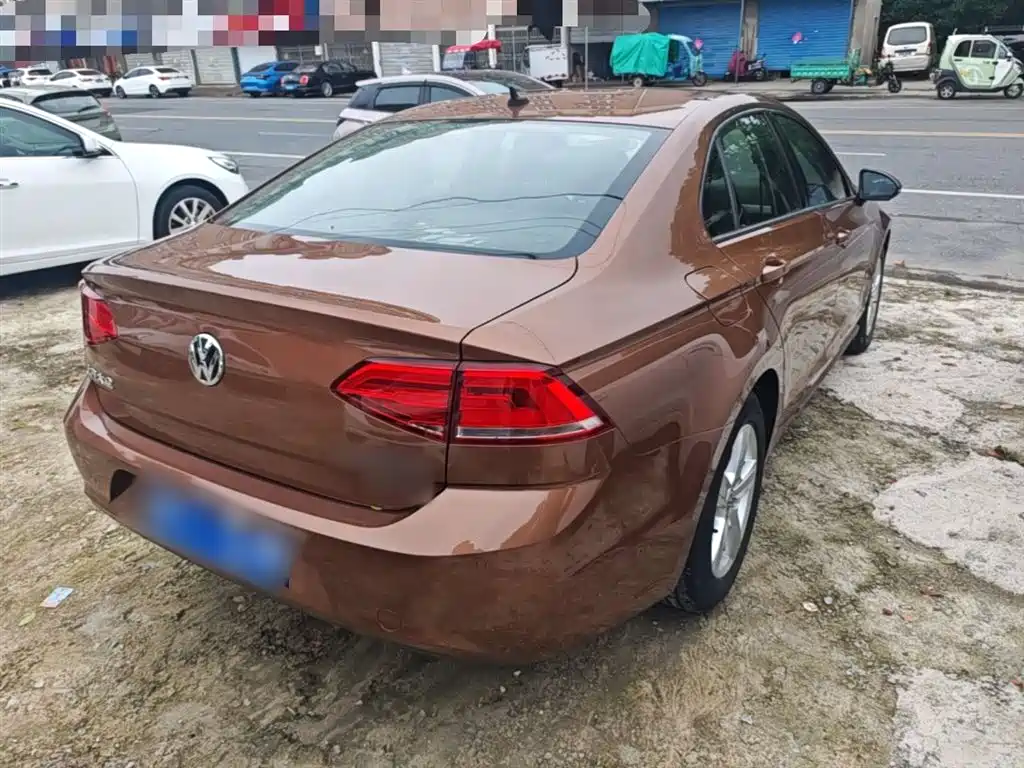 Volkswagen Lamando 2017 230TSI DSG Trend Edition фото 7