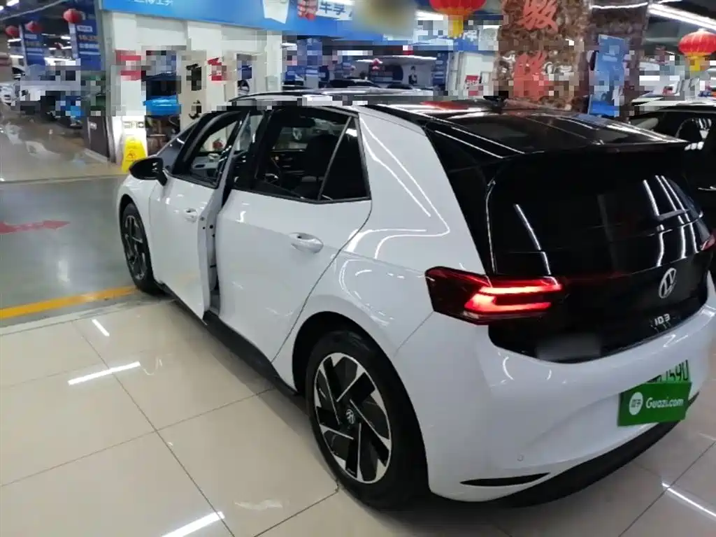 Volkswagen ID.3 2024 Pure Smart Edition фото 5