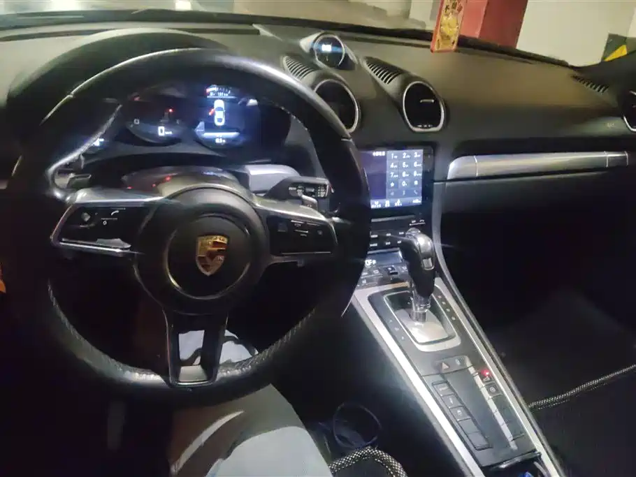 Porsche 718 2016 Cayman 2.0T фото 12