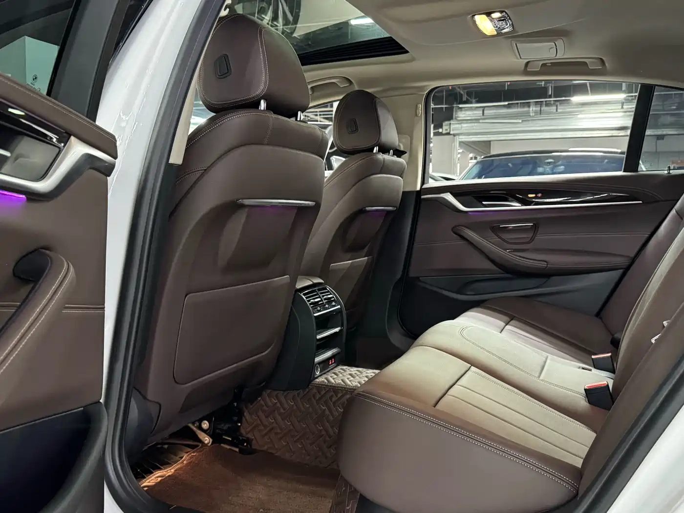BMW 5 Series 2020 525Li Luxury Package фото 15