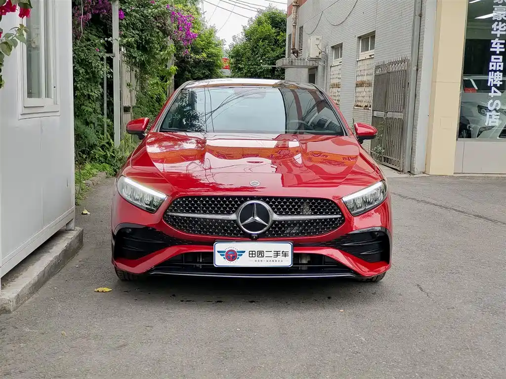Mercedes-Benz A-Class 2023 A 200 L Fashion фото 2