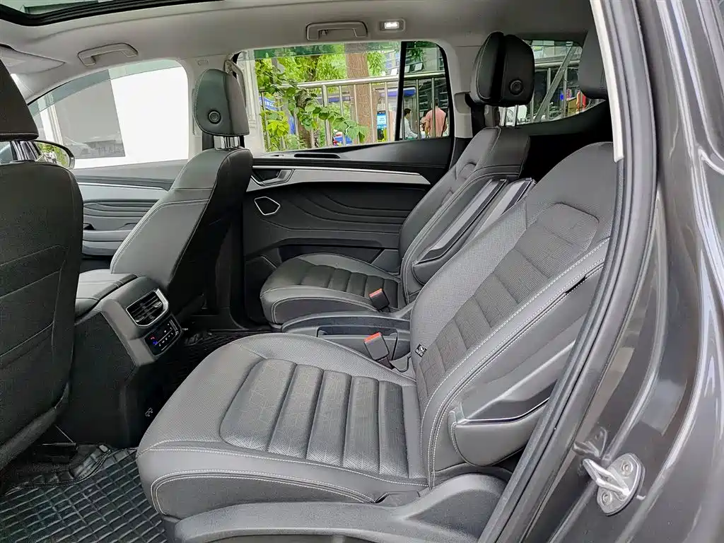 Volkswagen Talagon 2022 380TSI 4WD Luxury Premium Pro Edition 6-seater фото 8