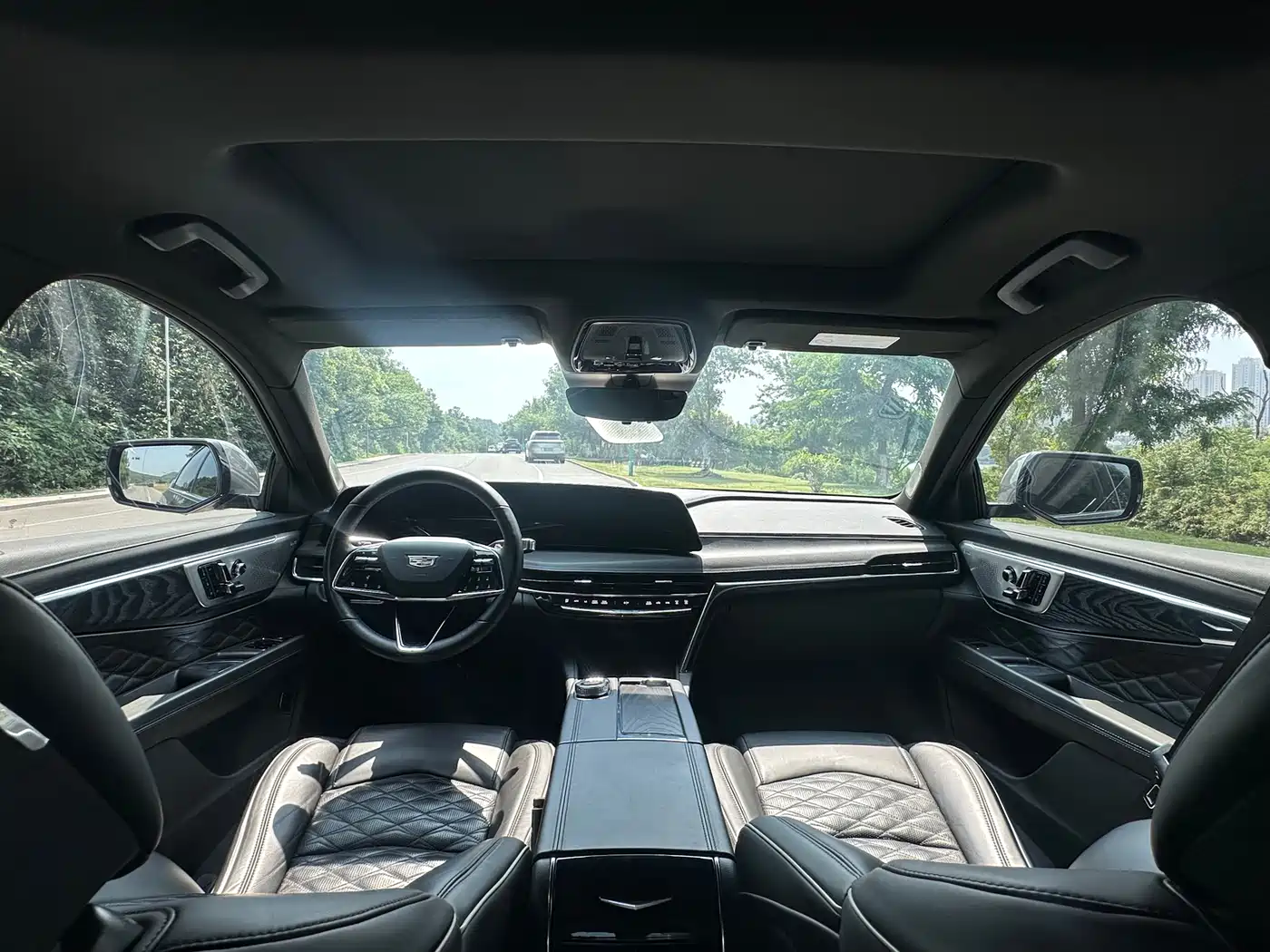 CADILLAC CT6