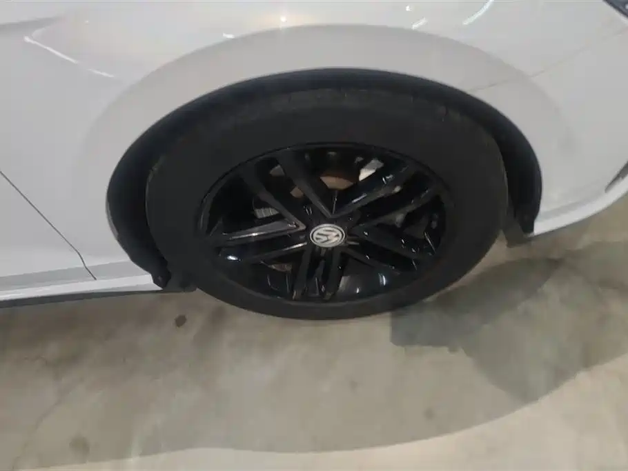 Volkswagen Lamando 2021 Facelift 280TSI DSG Comfort Edition фото 6