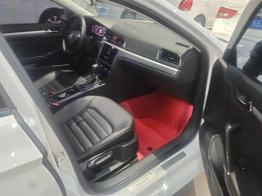 Volkswagen Lamando 2021 Facelift 280TSI DSG Comfort Edition фото 8