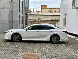 Photo 4 - Toyota Camry