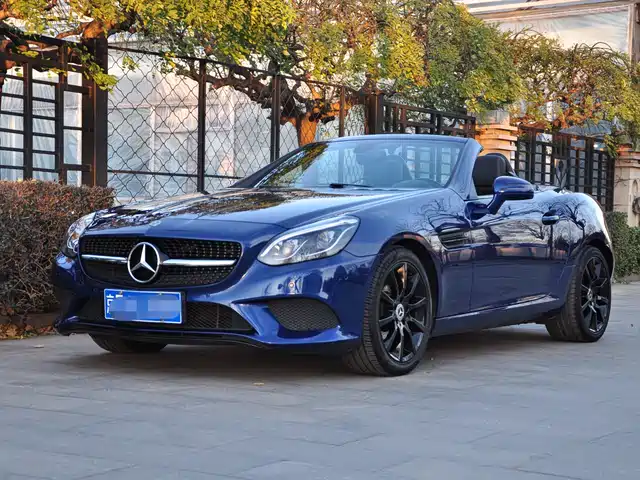 MERCEDES-BENZ SLC