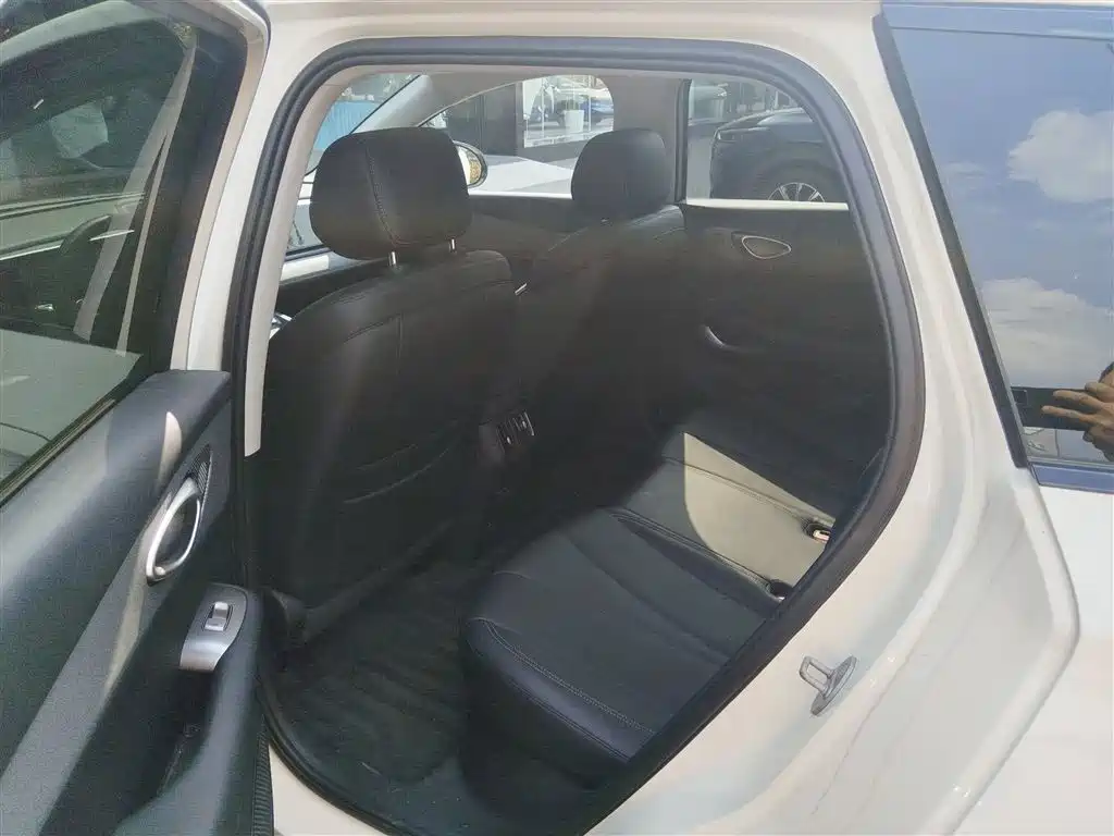 BYD Hai Shi 05 EV 2025 520KM Flagship Smart Navigation Edition фото 17