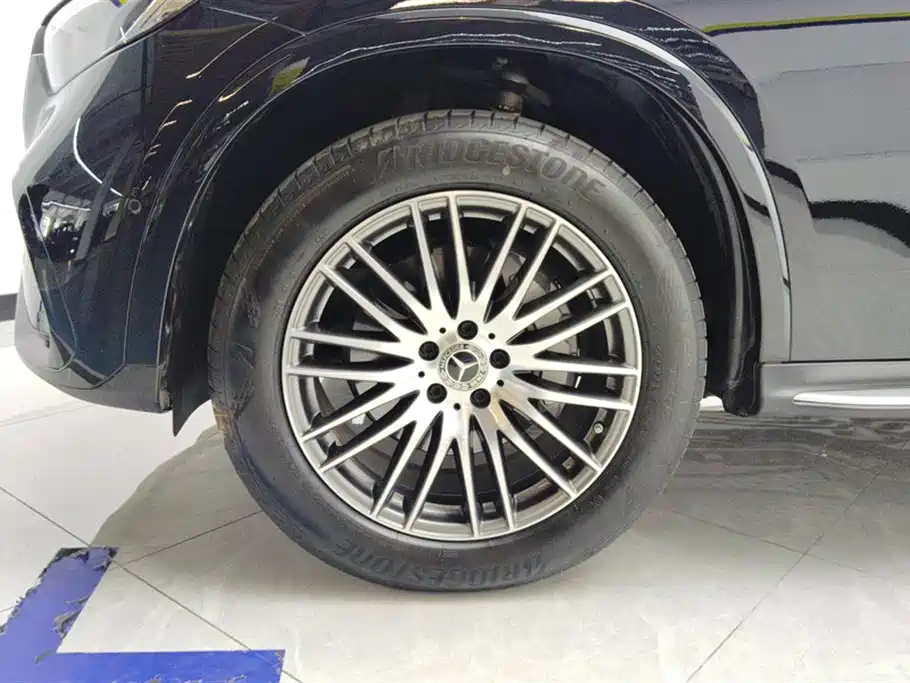 Mercedes-Benz GLC 2024 Facelift GLC 300 L 4MATIC Sport 5-seater фото 6