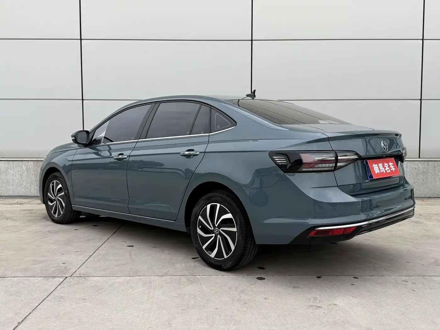 Volkswagen Lavida 2023 New Trend 1.5L Auto Aspiration Edition фото 8