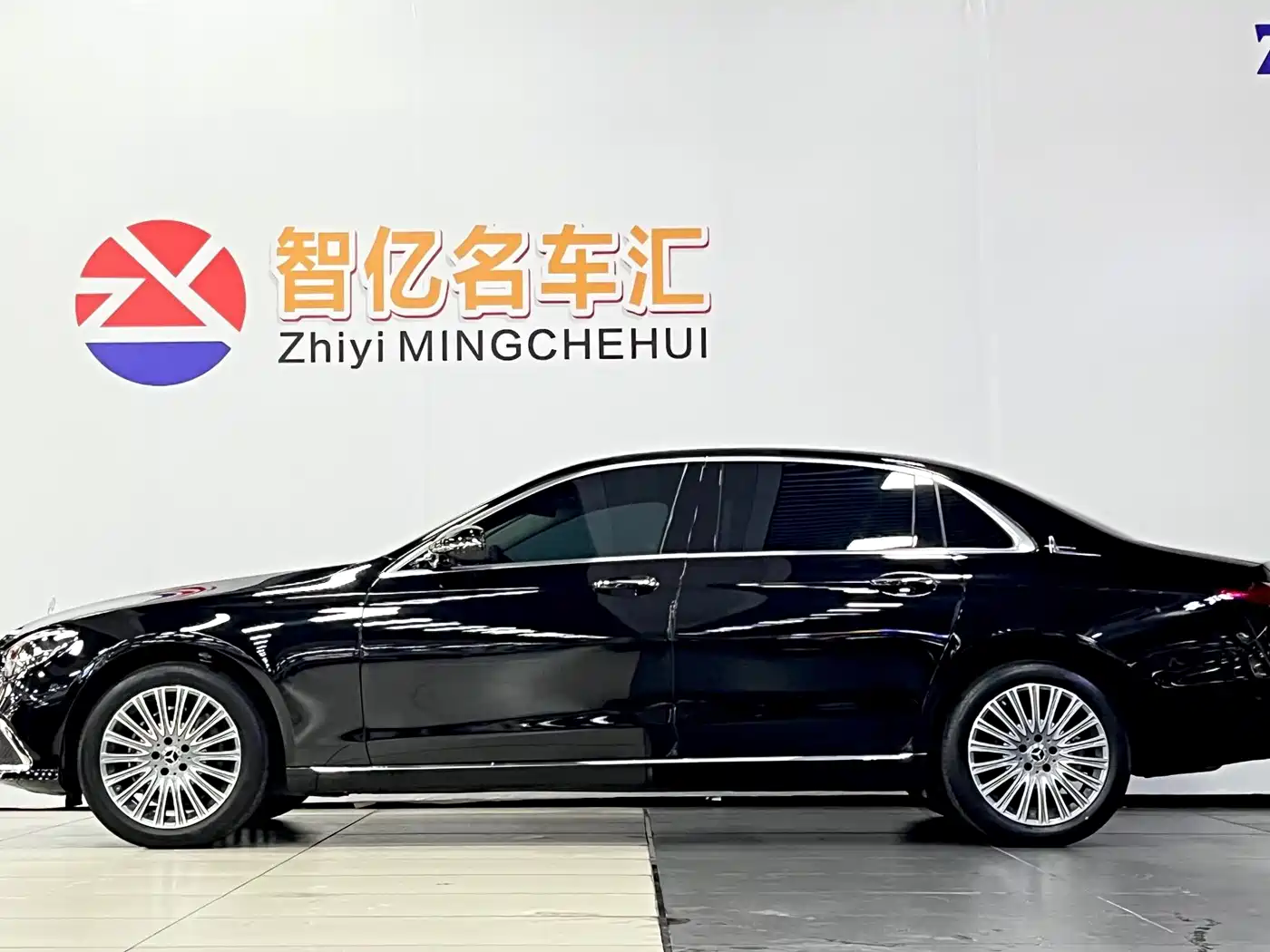 Mercedes-Benz E-Class 2023 Facelift E 300 L Luxury фото 4