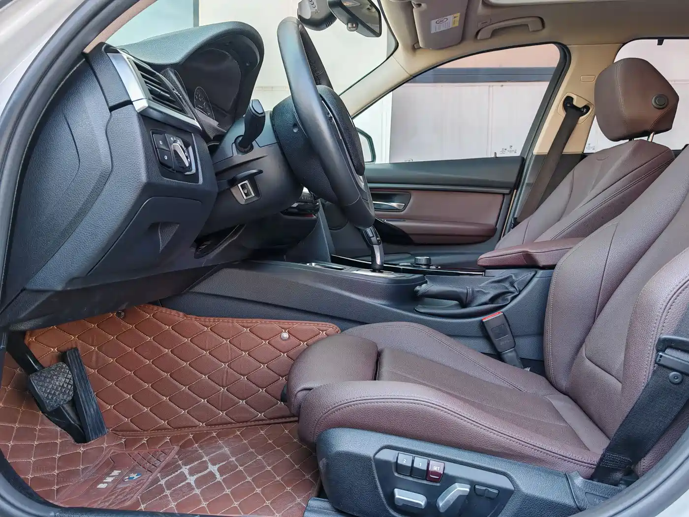 BMW 3 Series 2018 320Li Fashion Style фото 13