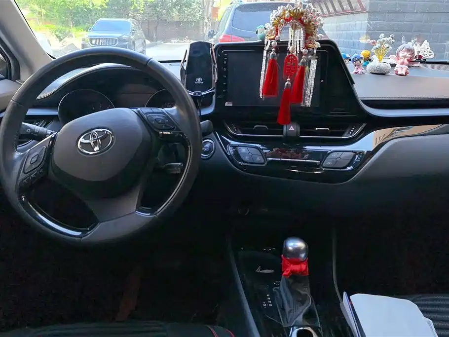 Toyota IZOA 2021 2.0L Yichi Edition фото 12