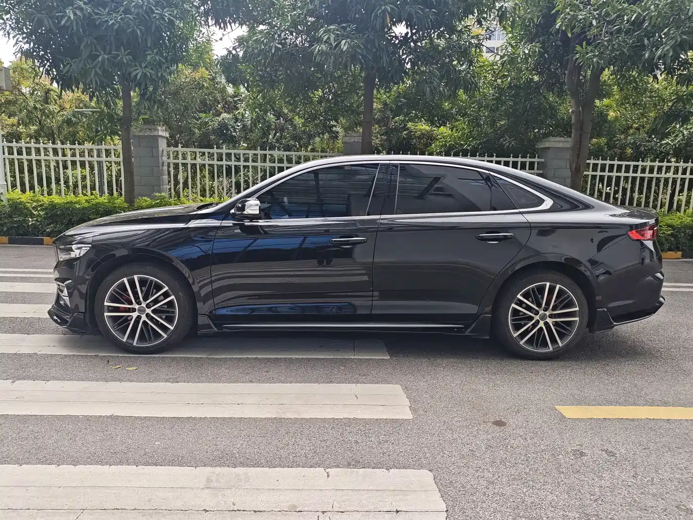 GEELY AUTOMOBILE XINGRUI