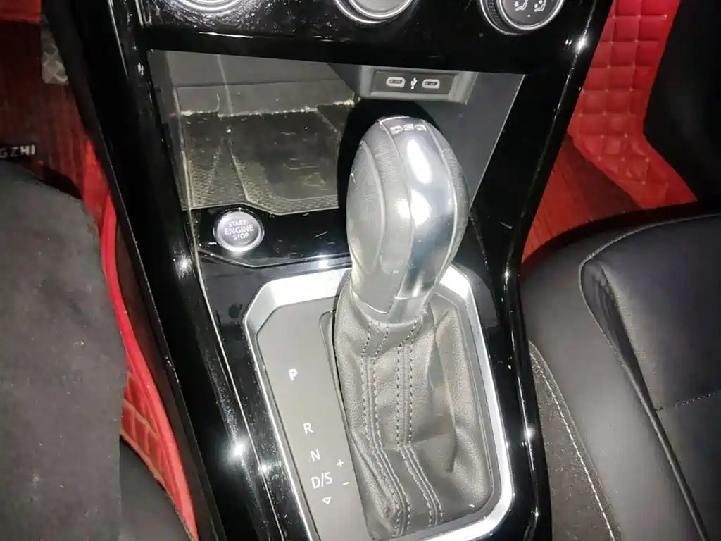 Volkswagen T-ROC 2021 280TSI DSG 2WD Comfort Connected фото 14