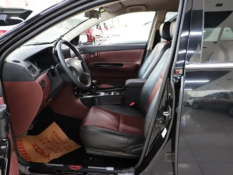 BYD F3 2012 Energy-saving Edition 1.5L Manual Comfort фото 4