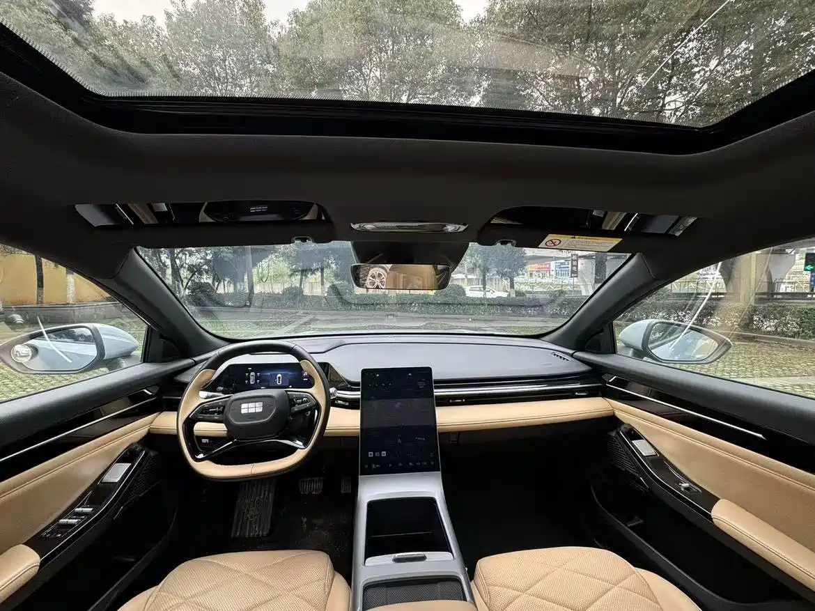 GEELY GALAXY GALAXY L6