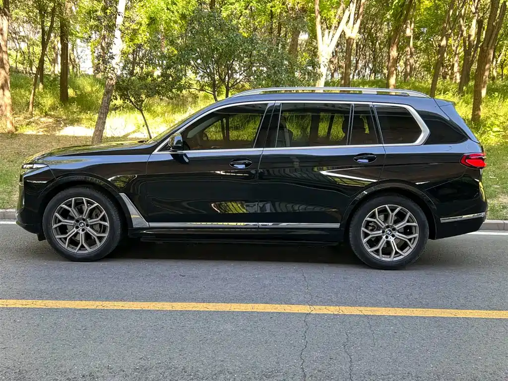BMW X7 2023 xDrive40i Leading Luxury Package фото 20