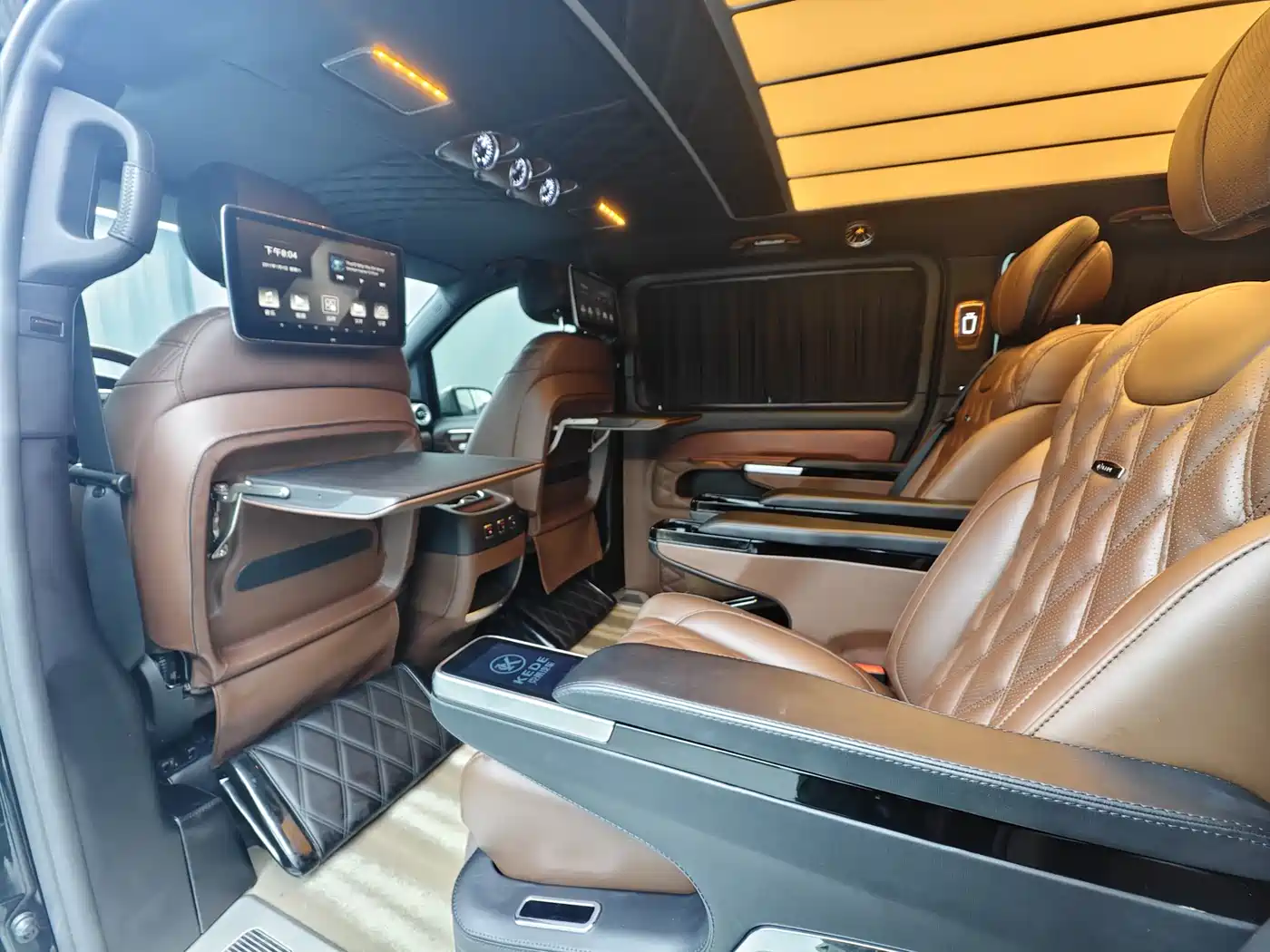 Mercedes-Benz Vito 2021 2.0T Business Edition 7-seater фото 11